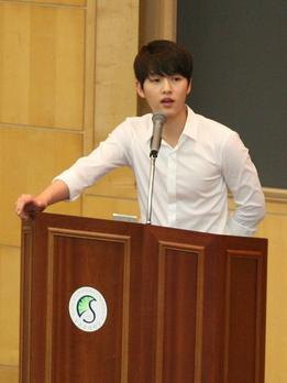 宋仲基简介出生年月,宋仲基颜值进化史