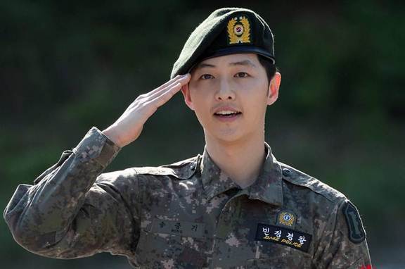 宋仲基简介出生年月,宋仲基颜值进化史