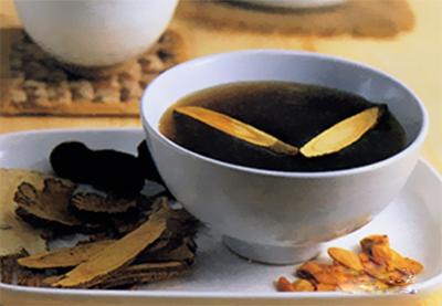 快来学习新技能！这些食物帮助排出恶露！