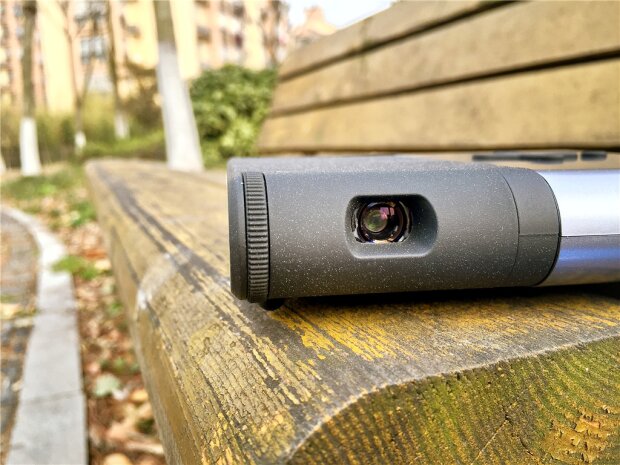 联想扭转式微型投影机p0510,微型迷你投影仪便携机联想t200