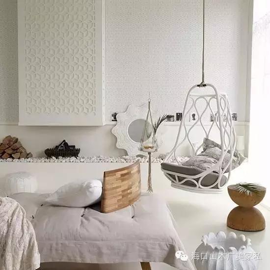 躲在山中偷得浮生半日闲,坐在河边吹吹风偷得浮生半日闲