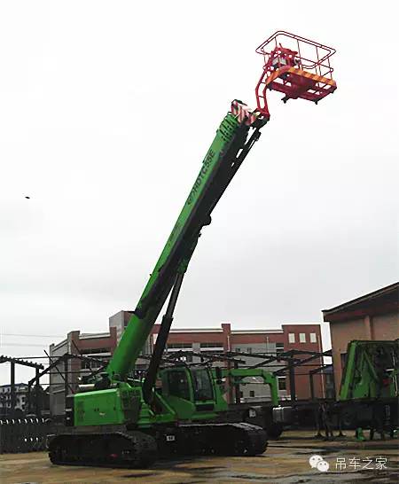 外国超大型履带式起重机,履带式伸缩臂起重机推荐