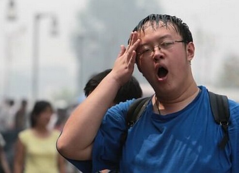 你这样的充电方式，正在让你的iPhone慢性自杀。