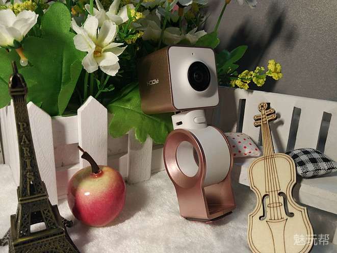 你驾驶，她帮你看风景