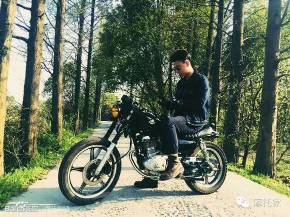 suzukiuy125改装,铃木gn125改装最帅复古