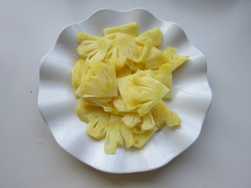 菠萝牛肉的切法,菠萝牛肉怎样让牛肉嫩