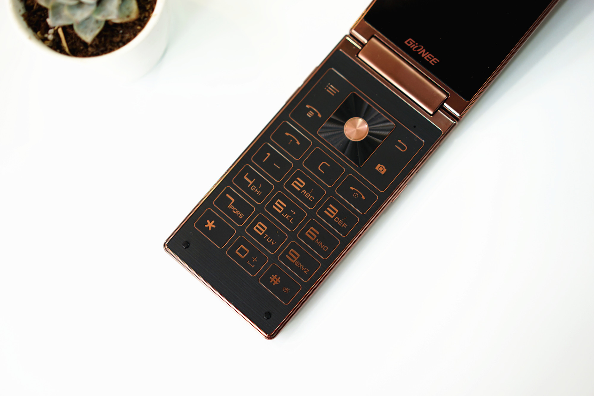 打破陈规翻转新时代:金立天鉴W909旗舰首评