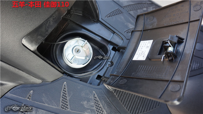 上下班代步踏板摩托车推荐,城市代步小摩托车推荐