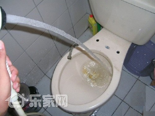 马桶疏通小妙招,马桶疏通绝佳方法