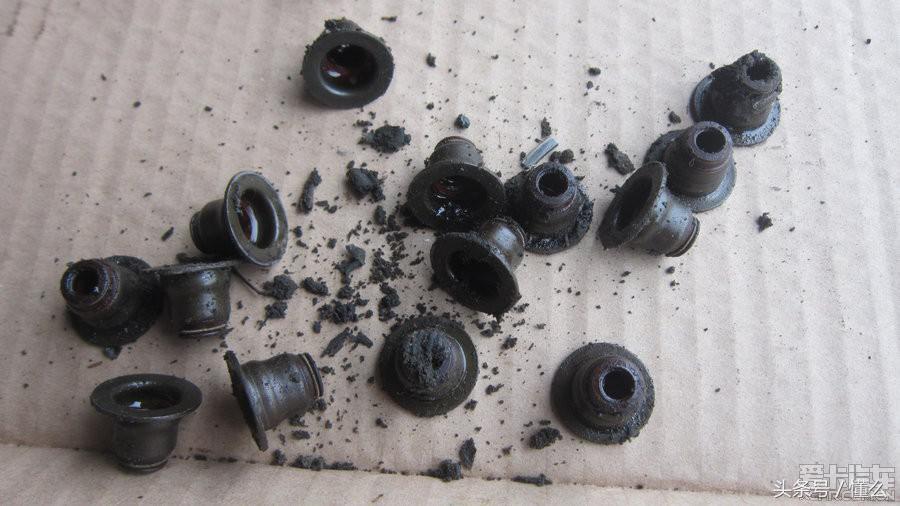 宝马320I大修发动机解决严重烧机油、冒蓝烟、尾气发臭问题