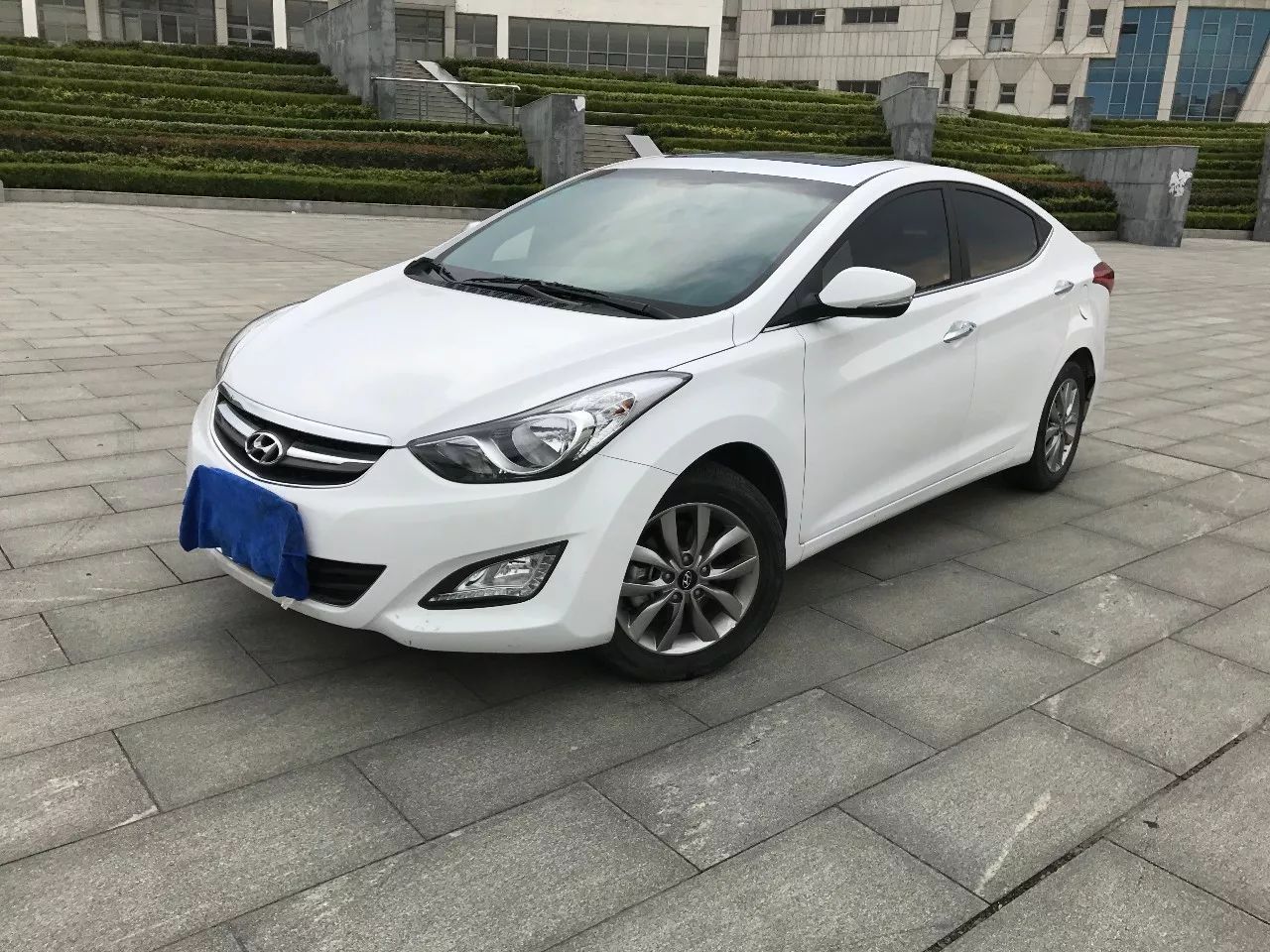 现代伊兰特elantra1.5自吸,现代朗动和伊兰特的区别