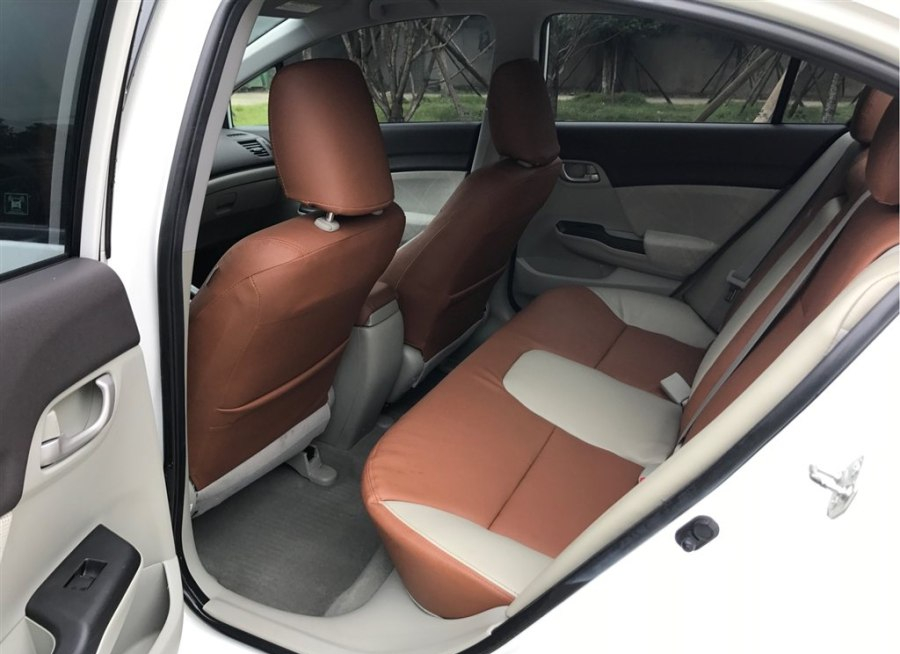 落地价15万买本田思域三厢哪款车,本田思域14.19万落地多少钱