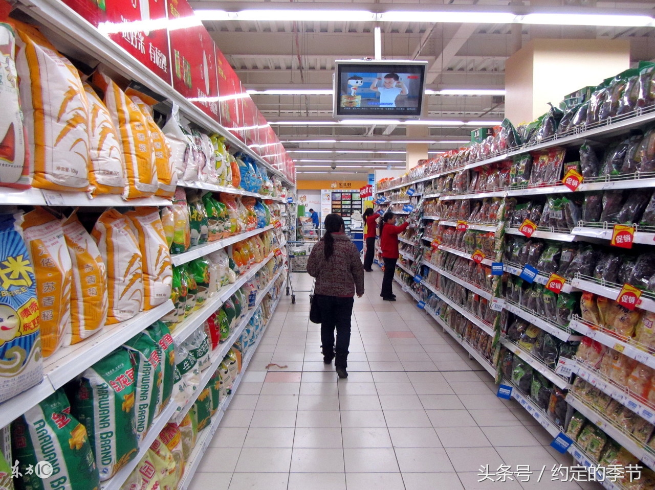 超市选择怎样的产品作为赠品,超市赠品发放的作用是哪些