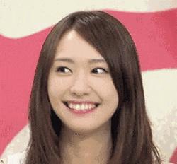 皮肤偏黑适合什么颜色口红显白,卡姿兰口红哪个色号显白显年轻