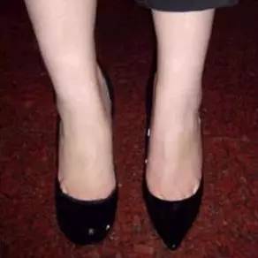 郭碧婷穿多大码鞋,郭碧婷的脚穿多大码的鞋