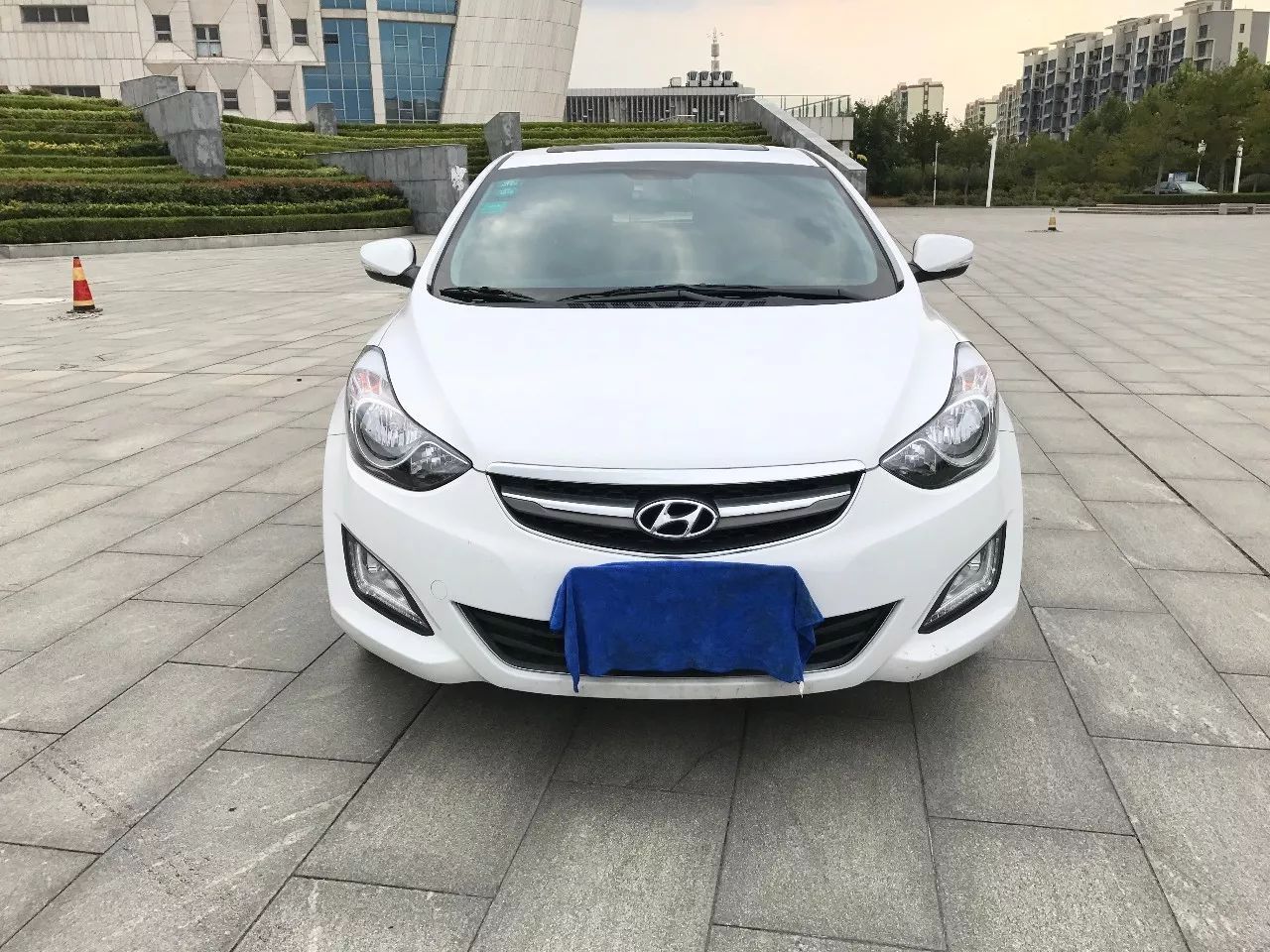 现代伊兰特elantra1.5自吸,现代朗动和伊兰特的区别