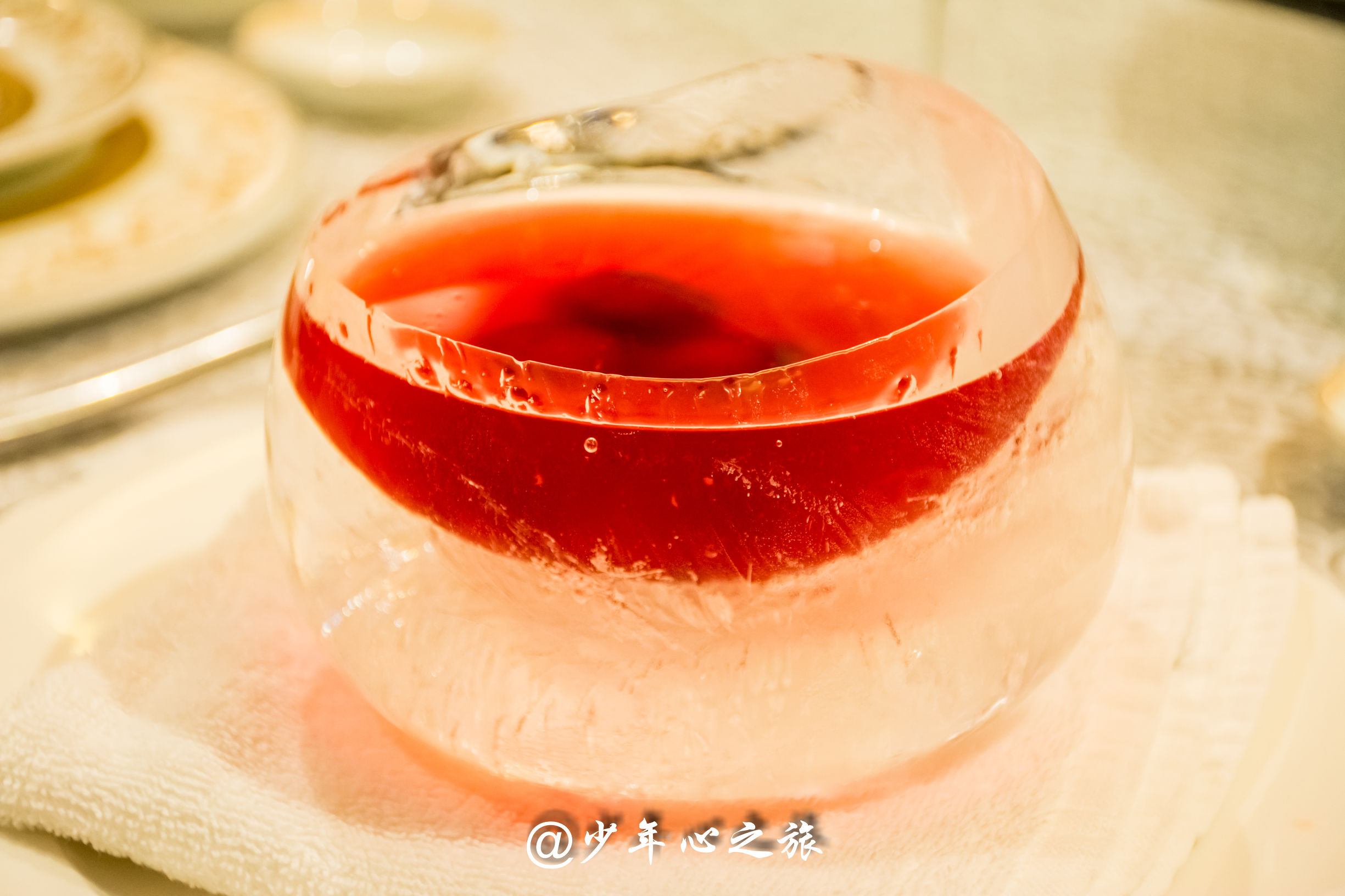 这里汇聚了全国各地的明星，这里也云集了五湖四海的美食