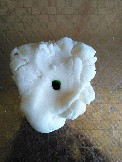 蛋糕一定要保证好质量,蛋糕要好吃又好看