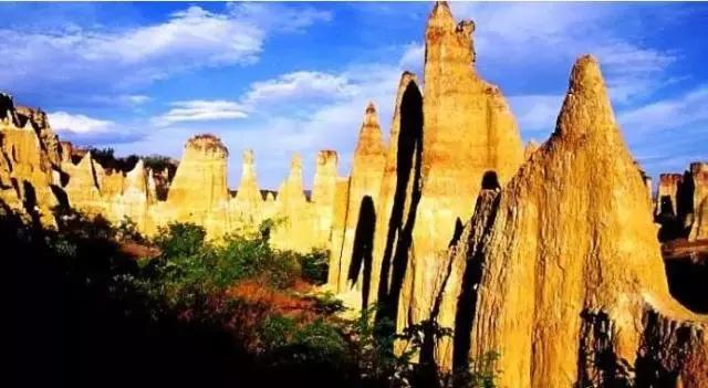 云南最美公路自驾出行攻略,自驾去云南沿途的风景美不胜收