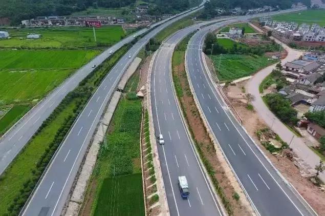 云南最美公路自驾出行攻略,自驾去云南沿途的风景美不胜收