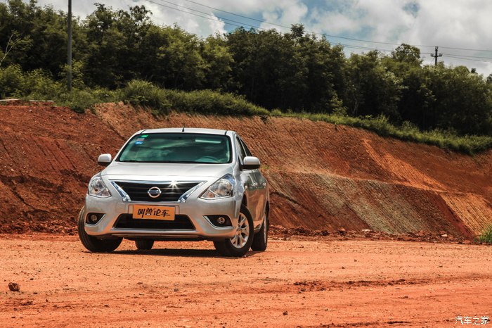 日产阳光——为何它从月销两万到月销一千？看完后，你会说：该！