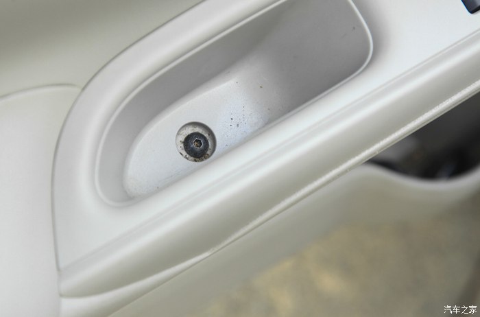 日产阳光——为何它从月销两万到月销一千？看完后，你会说：该！