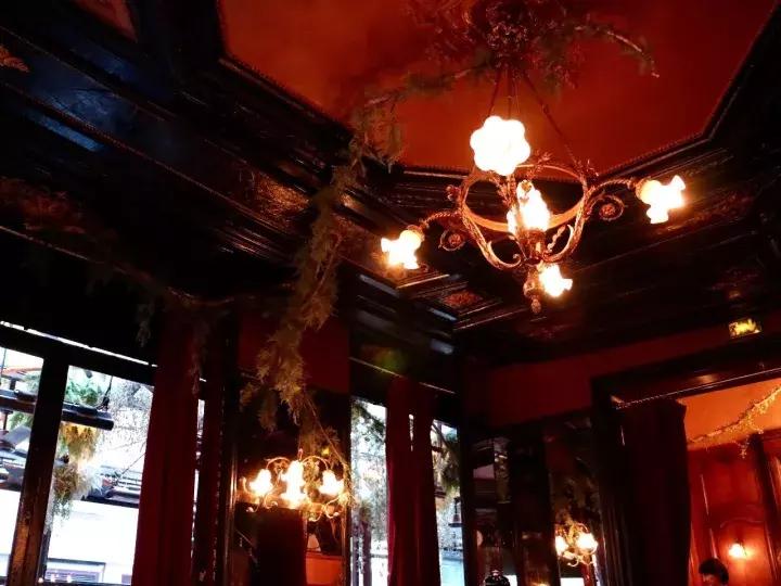 法国餐厅法式焗蜗牛,巴黎好吃的蜗牛餐厅