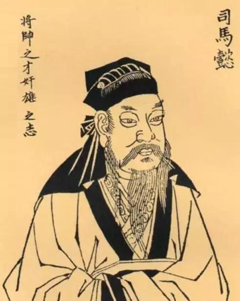 三国演义里的顶尖军师,司马懿诸葛亮加起来斗不过谋士