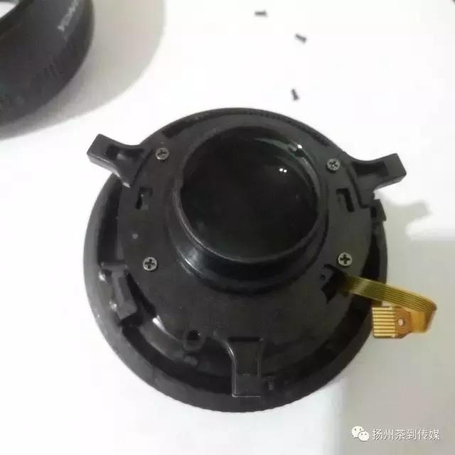 “西游记”国庆中秋特辑，扛着国货单反镜头在欧洲“扫街”测评