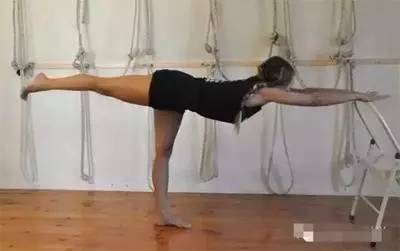 紧致大腿内侧的瑜伽,瑜伽大腿内侧训练方法