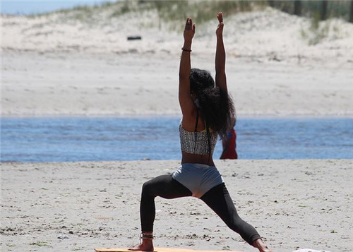 从零开始学瑜伽办公室瑜伽,办公室瑜伽每天必练8个动作