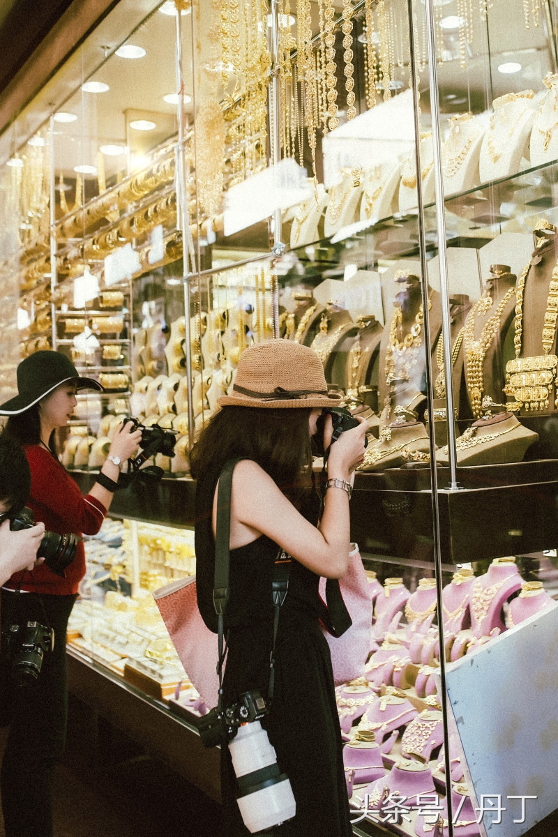 你们以为迪拜土豪遍地都是黄金吗,迪拜遍地黄金的印象是怎么来的