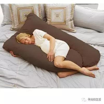 孕妇仰着睡对胎儿有影响吗,孕妇仰躺和右侧卧对宝宝有危害吗