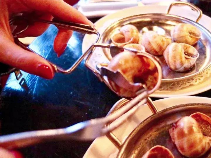 法国餐厅法式焗蜗牛,巴黎好吃的蜗牛餐厅