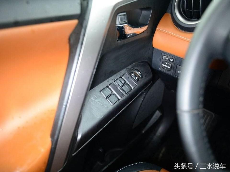 关于荣放rav4的吐槽,被吐槽寒酸