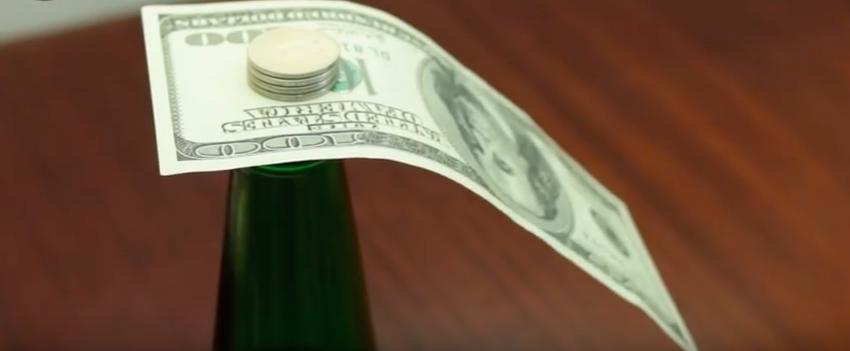 探索下如何破解酒吧常玩的5个把戏!我刚学会了用香烟切柠檬!