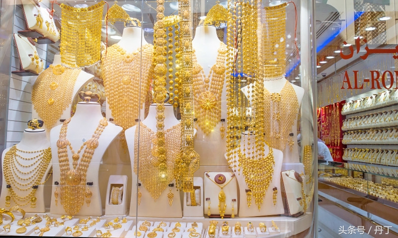 你们以为迪拜土豪遍地都是黄金吗,迪拜遍地黄金的印象是怎么来的