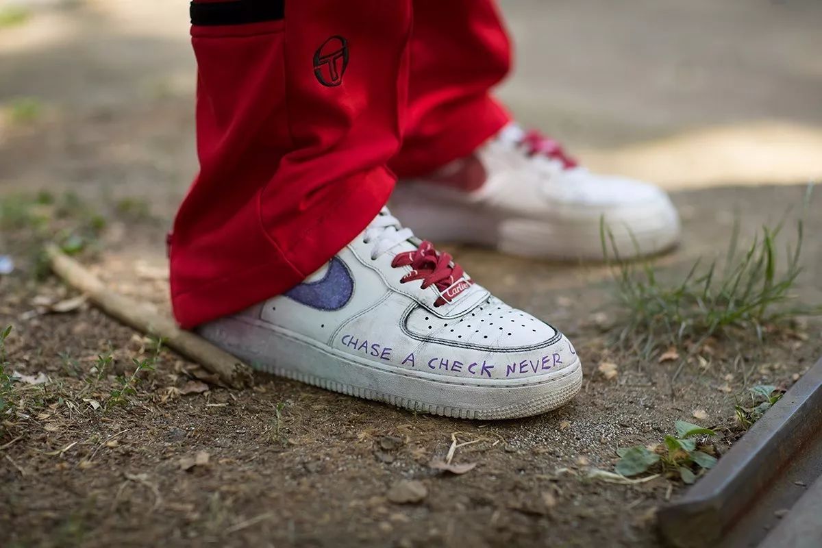 给你一份Sneaker趋势分析，让你在潮流的道路上越走越顺！