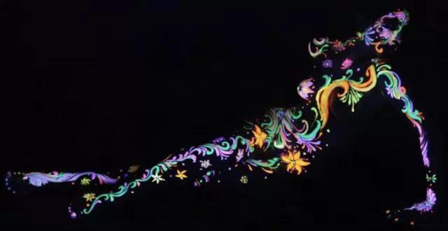 这是动物？不，这是人—人体彩绘告诉你眼见不为实