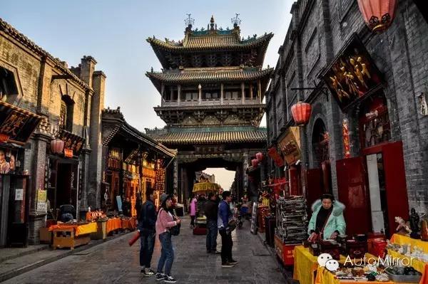 最新款三菱欧蓝德2.0试驾,三菱欧蓝德2.0l畅享版5座试驾