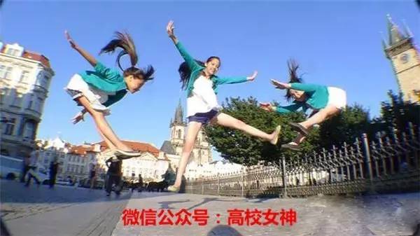 欧阳娜娜三姐妹颜值相差大,欧阳娜娜三姐妹一共几岁了