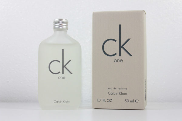 不用香水的女人好吗,不用香水的女人没有未来英文