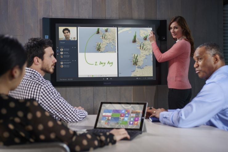 微软84英寸的平板电脑Surface Hub 有人随身带吗？
