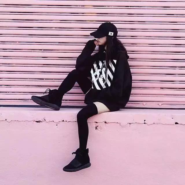 5张照片时尚潮流穿搭,50岁潮人穿搭