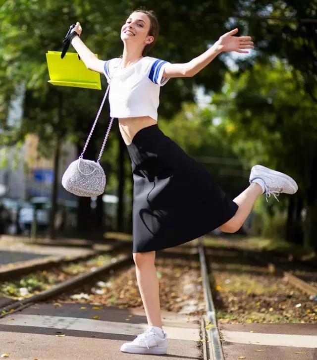 宋慧乔教你如何靠穿衣泡到宋钟基