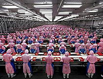 iphone在中国为啥卖那么贵,iphone在国内生产吗