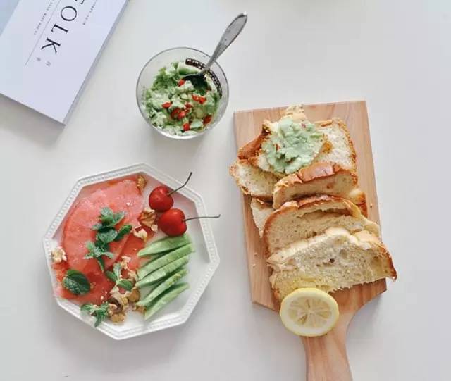 不锻炼还控制不住饮食怎么瘦,不想运动又想瘦肚子怎么办