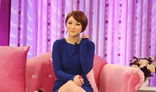 柳岩包贝尔白色礼服,柳岩包贝尔现今如何