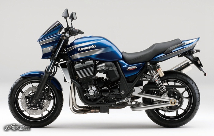 川崎zrx250四缸车复活,带你见识世界神车