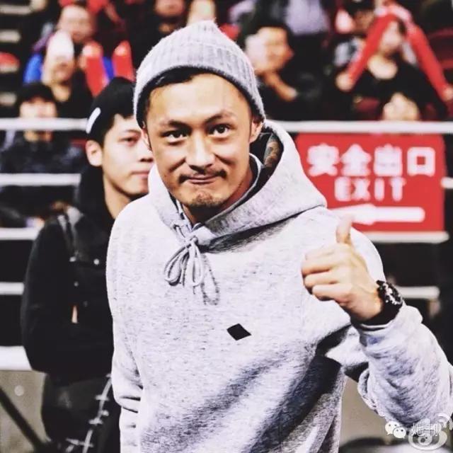 余文乐和陈冠希有点像,余文乐陈冠希哪个更潮